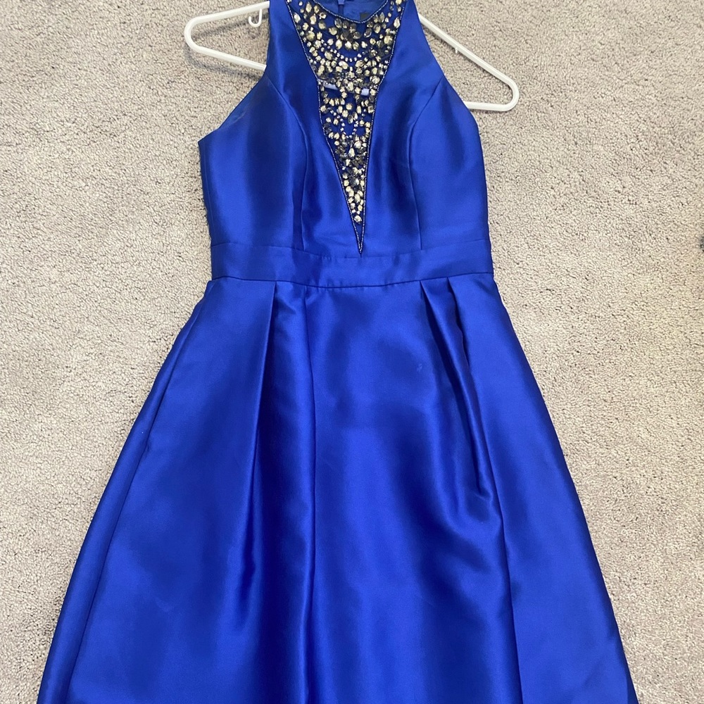 Very good condition, worn once